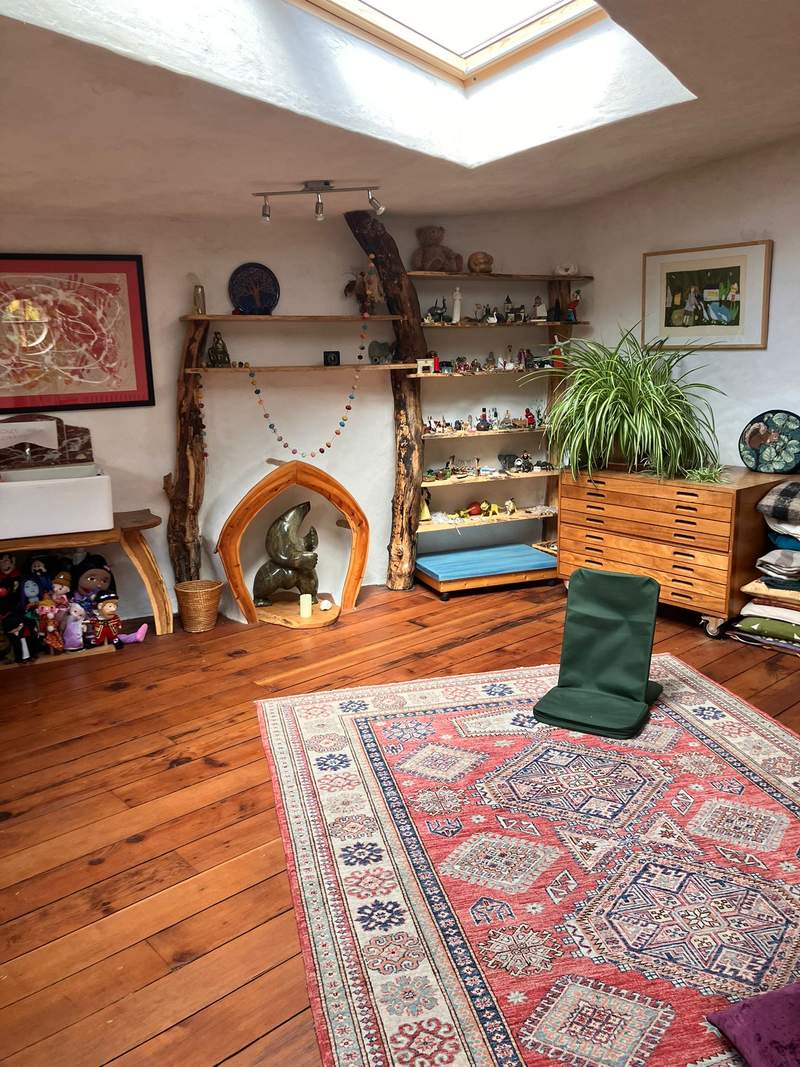 A photo of the Bears Den venue in Twickenham